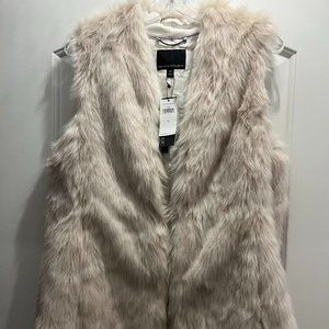 Banana Republic White Fur Vest Size M NWT